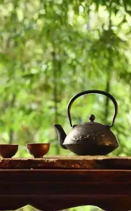 别太在意，人走茶凉，物是人非