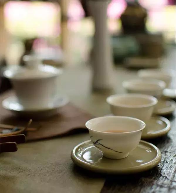 让生活简单的像一杯茶