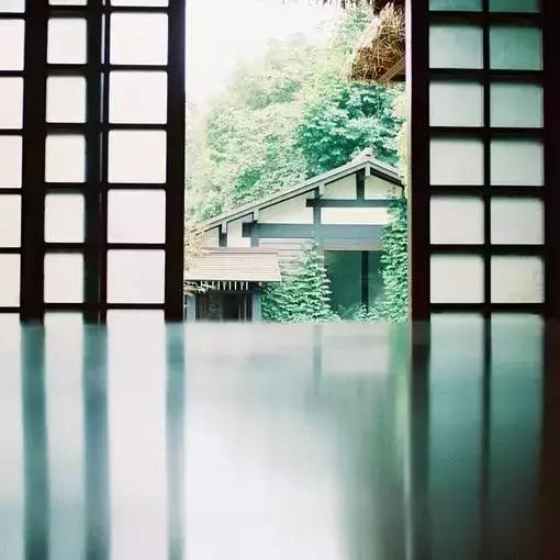 生活容不下虚假，你混日子，日子也会混你