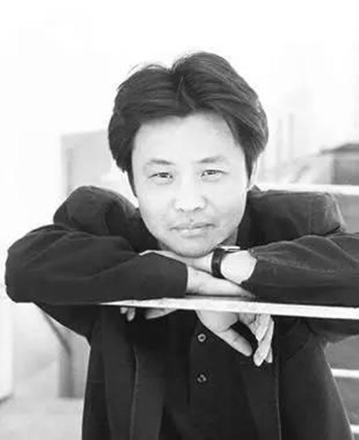 余华曾高考落榜当牙医，五年后弃医从文写小说
