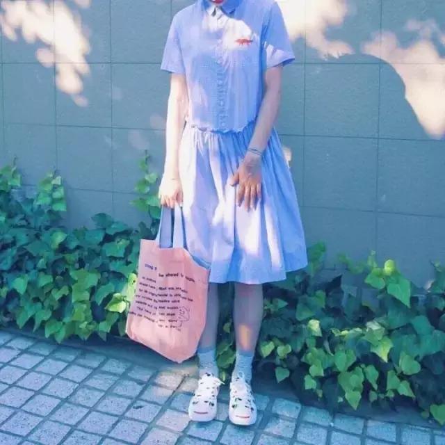 突然没有期待 也欣喜不起来