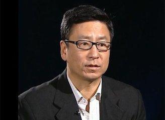 白岩松：冷静旁观，热血相待
