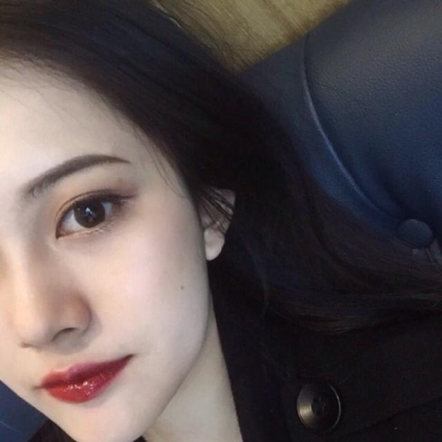 心语：谁能一如既往，不改初见模样