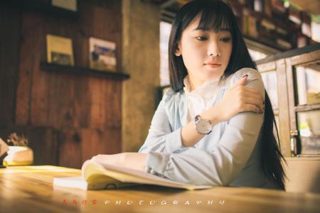 岁月的创伤，愿用爱来默默抚平！