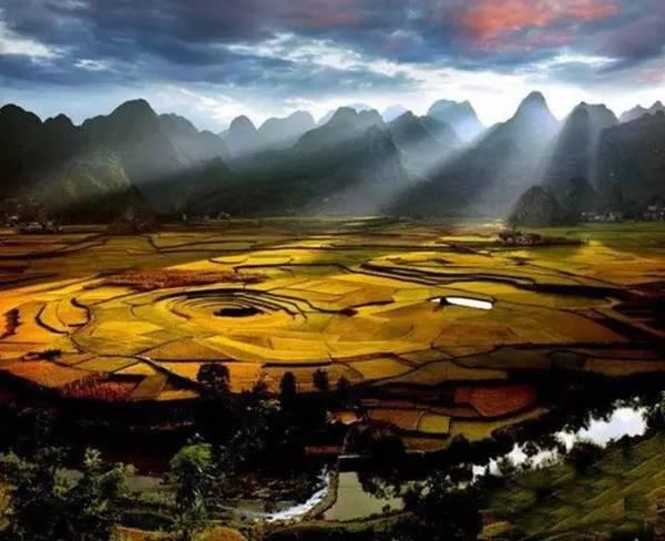 十景,堪称天下第一,春风十里,不如约你同行