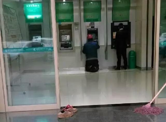 你尊重别人的样子，真让人心疼