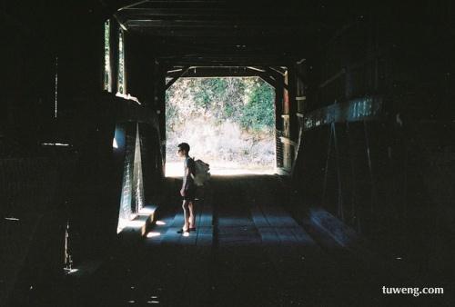 带首情歌旅行