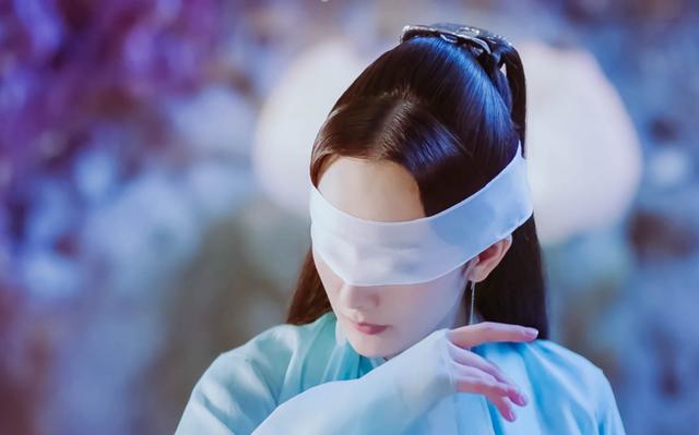 别再看三生三世了，他竟比夜华还没羞没臊。。。