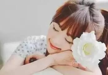 爱睡懒觉的女人（写的真好）