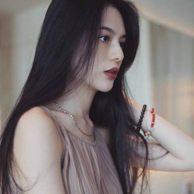 心语：谁能一如既往，不改初见模样