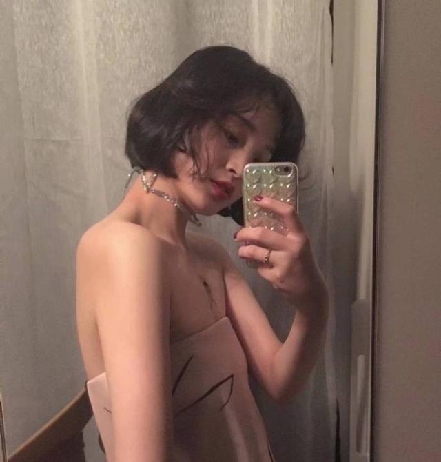 心语：谁能一如既往，不改初见模样