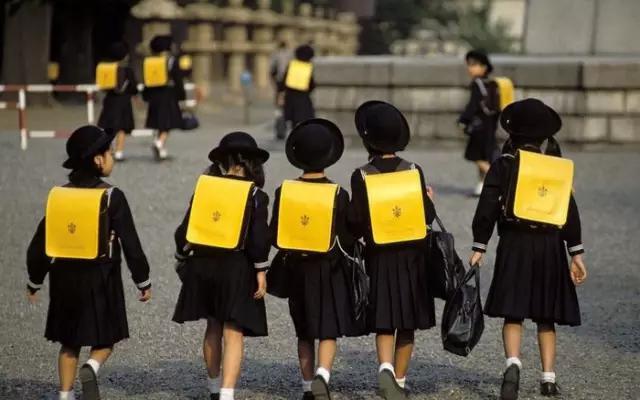 日本为何关停并转人文社会科学？