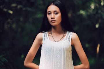 镜花水月一场空，不经意卷进你陌陌红尘